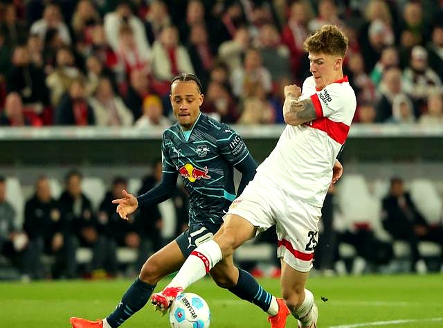 华体会app下载-包含斯图加特战绩低迷，球队处境艰难的词条