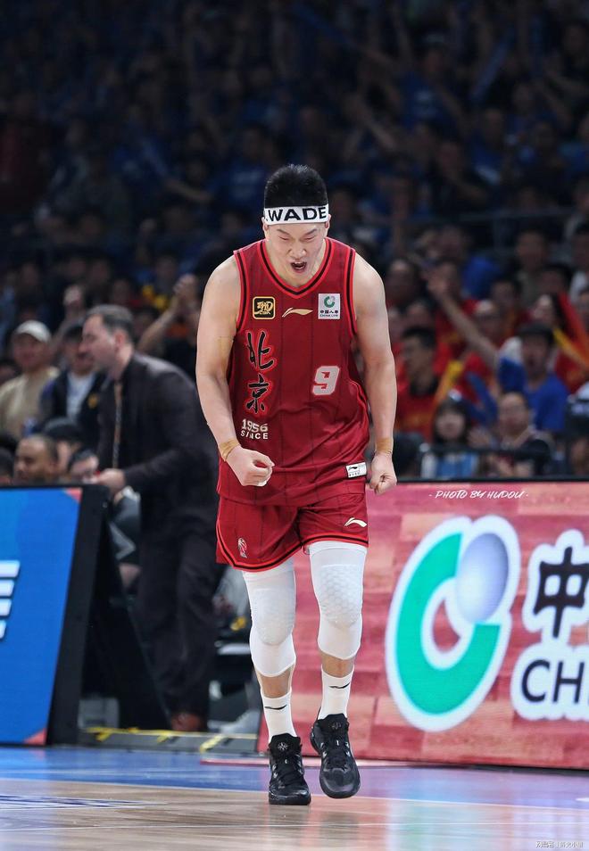 华体会下载-北京首钢队球员士气高昂，备战未来比赛的简单介绍