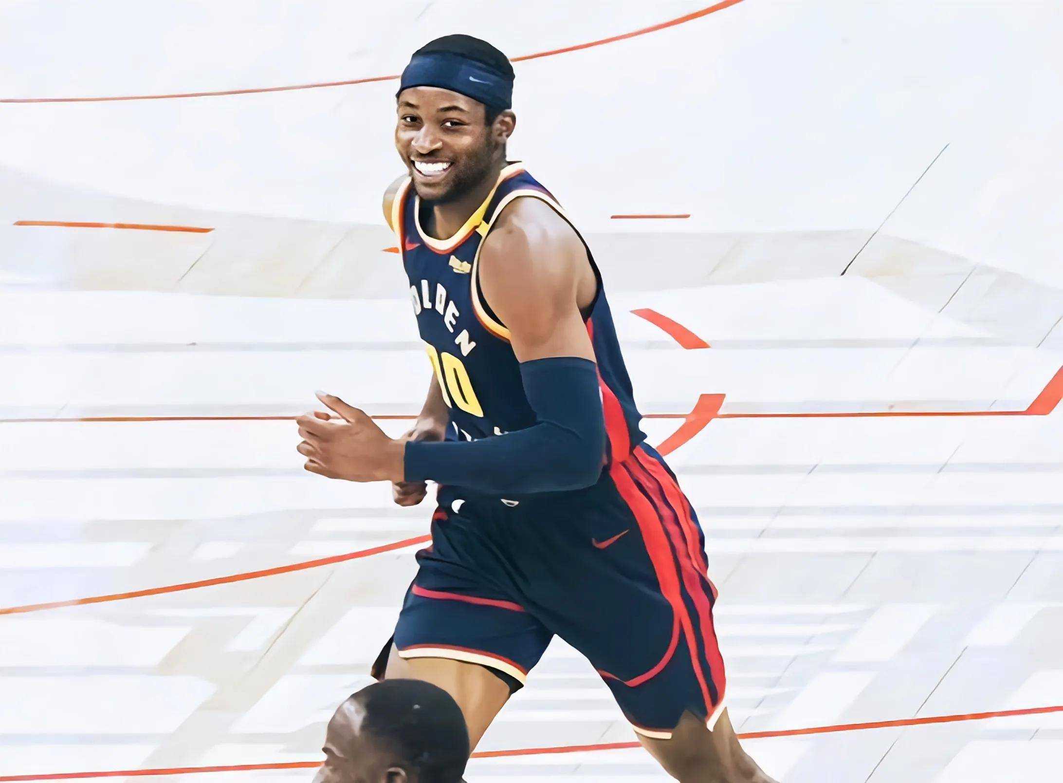 华体会登录入口-勇士主场胜马刺，继续领跑