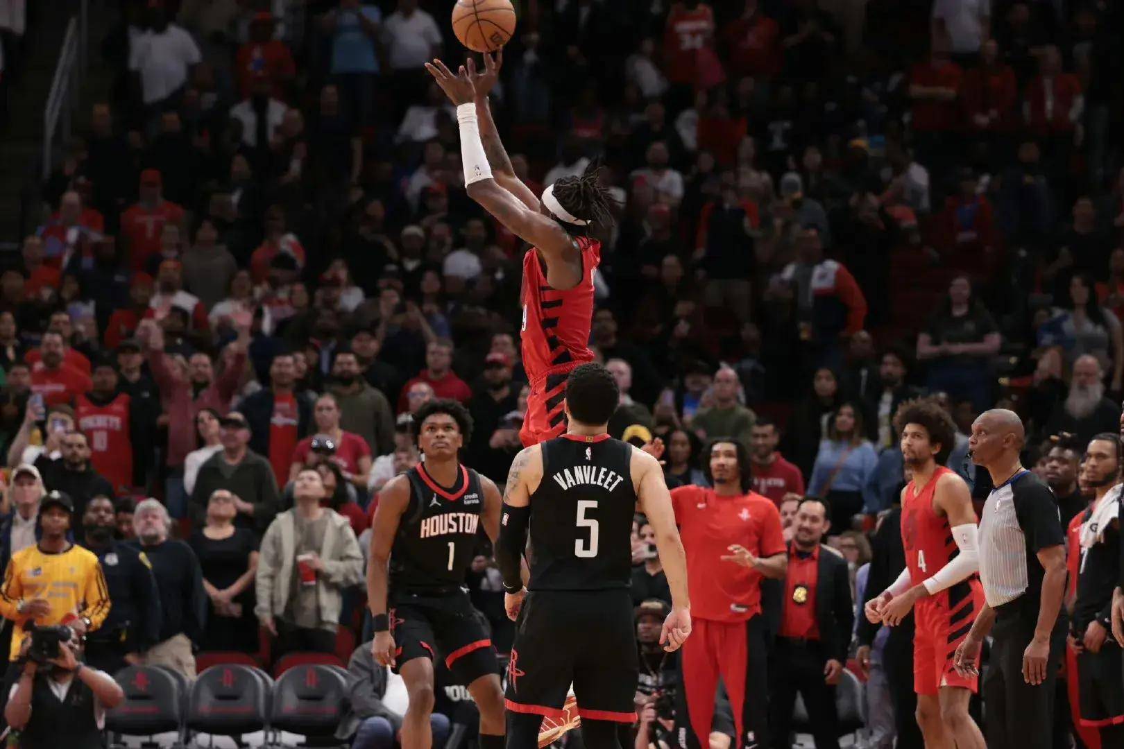 华体会网站-篮网不敌开拓者，遭遇两连败