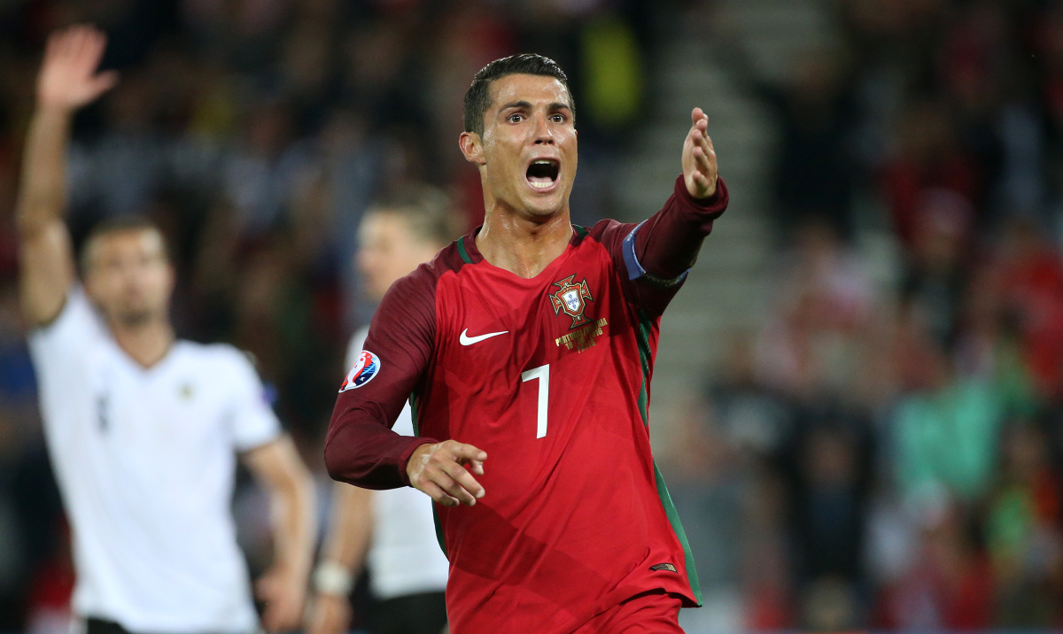 华体会课程-葡萄牙国家队在比赛中实力横扫对手