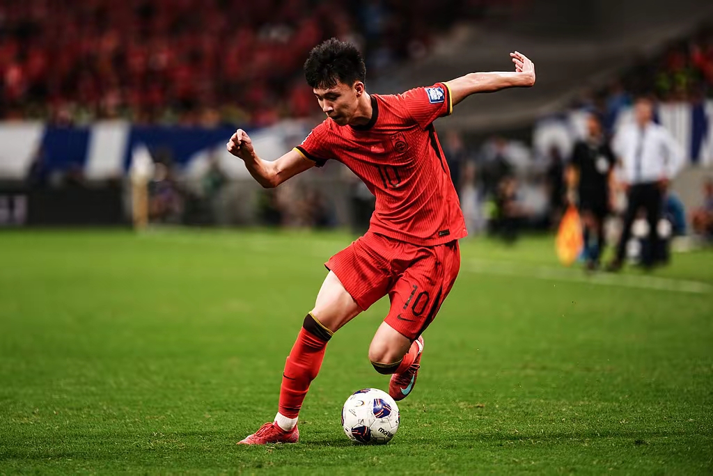 球队备战国际尖端赛，展现亚洲足球实力