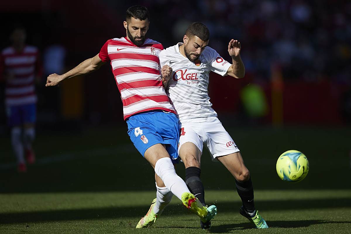 华体会官网入口-格拉纳达与马洛卡对决，备战备战备战的简单介绍