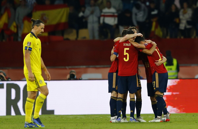 关于瑞典大胜保加利亚，保持小组领先位置的信息