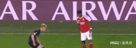 华体会活动-瓦伦西亚门将神勇扑住进攻欧冠失球