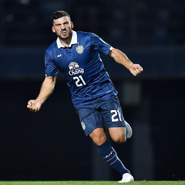 包含萨拉戈萨兵败如山倒，点赞对手的词条