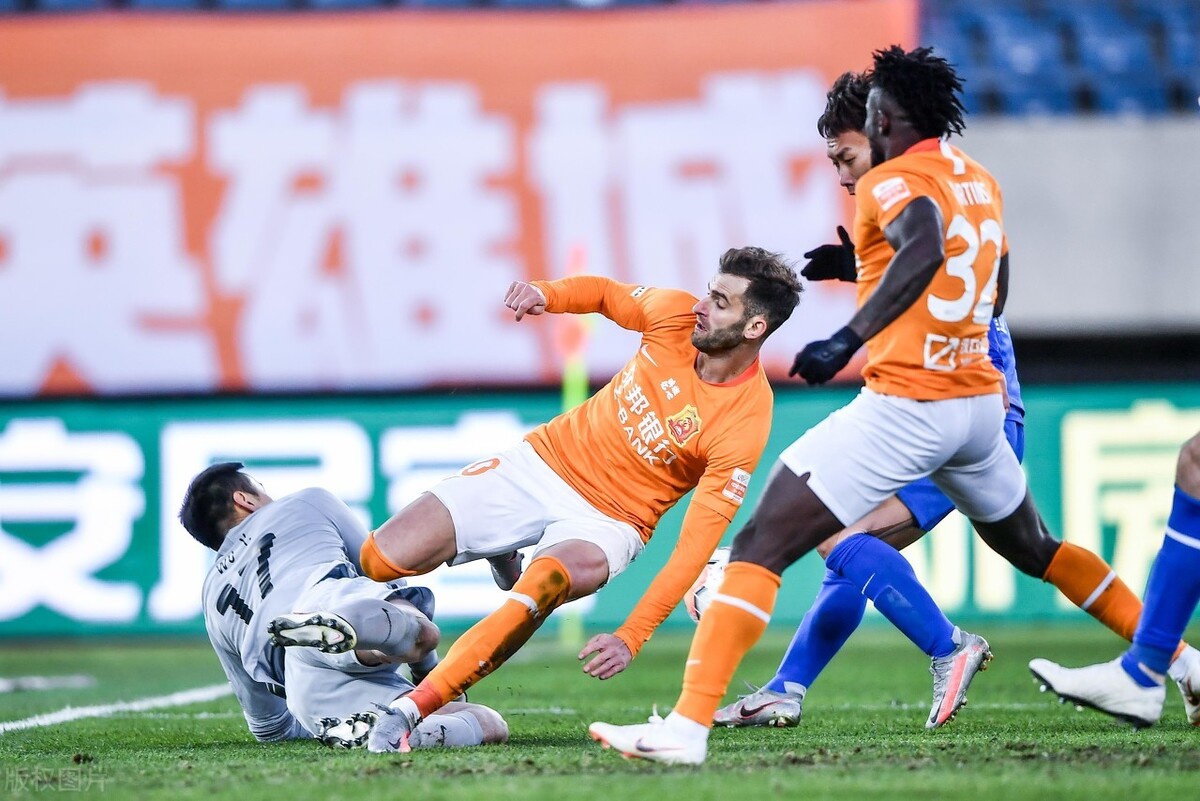 关于战术之争：延边动力与青岛黄海交锋的信息